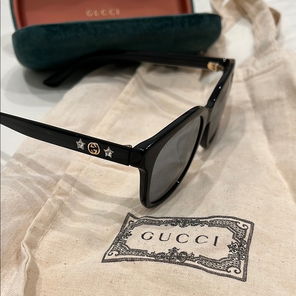 Gucci cat eye with Stars and GG logo